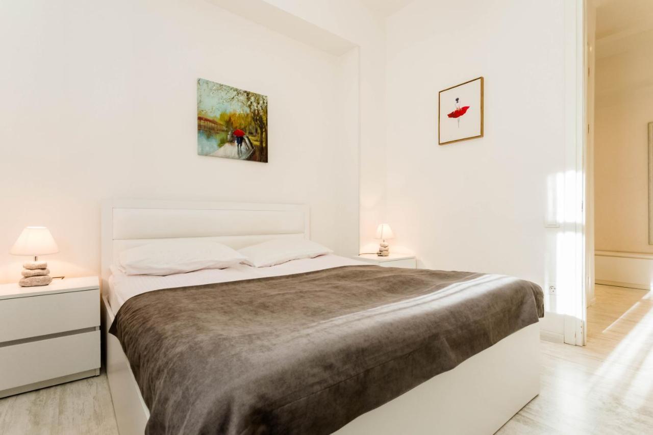 Lovely 2 Bedroom Flat Tiflis Exterior foto