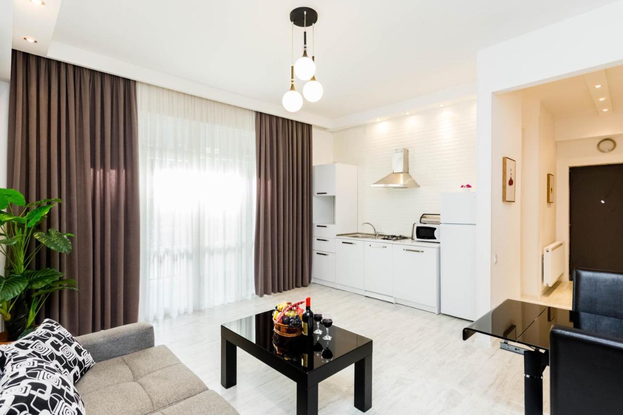 Lovely 2 Bedroom Flat Tiflis Exterior foto